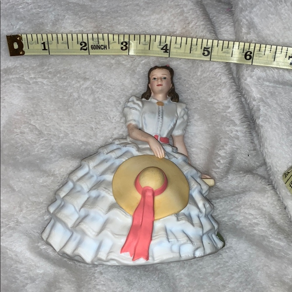 Avon Images of Hollywood Scarlett O’Hara/V.Leigh - Picture 10 of 10